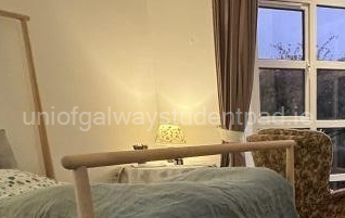 Large double bedroom
